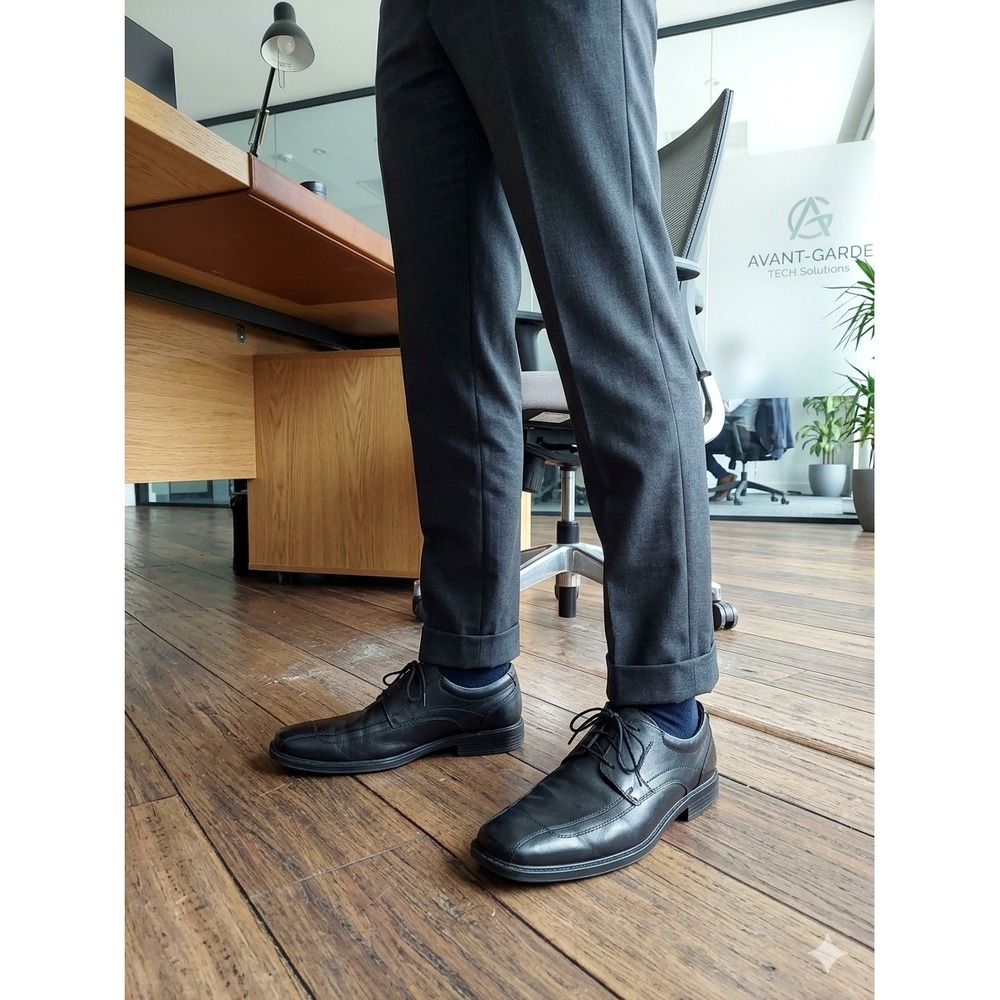 Clarks Mens Black Leather Bicycle Toe Derby‎ Dress Shoes Square Toe Lace Up